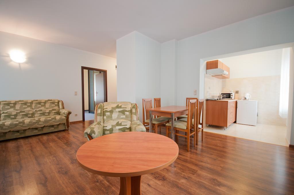شكلارسكا بوريبا Apartamenty Carmen الغرفة الصورة