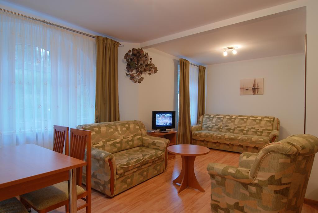 شكلارسكا بوريبا Apartamenty Carmen الغرفة الصورة