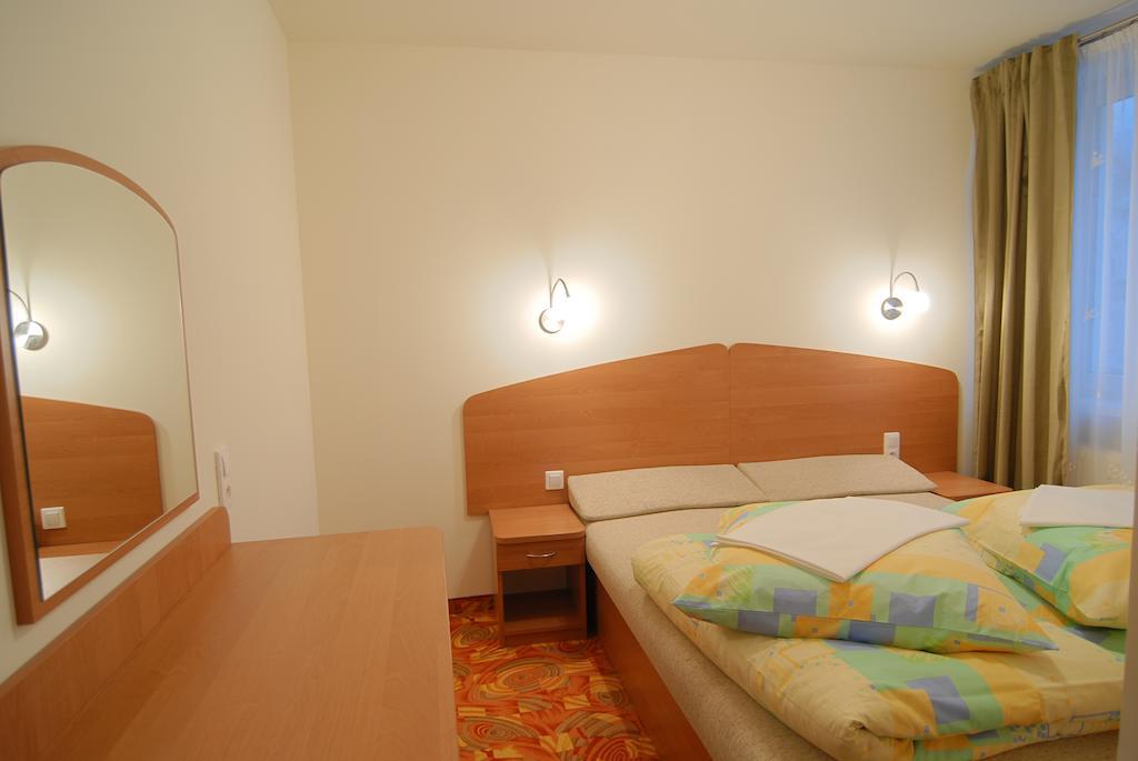شكلارسكا بوريبا Apartamenty Carmen الغرفة الصورة